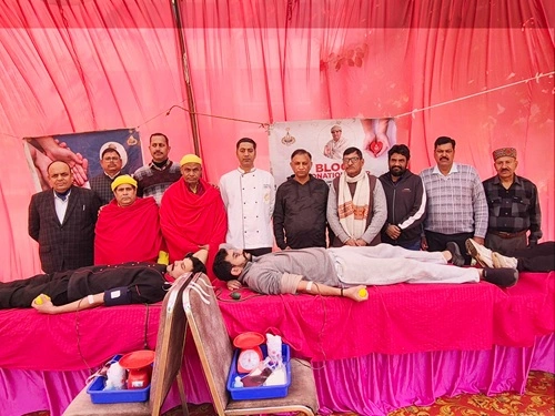 Himachali Ekta Manch organizes blood donation camp 32 people donate blood