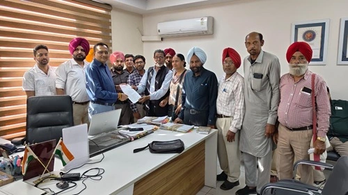 Construction workers issues will be resolved Labour Commissioner assures Union ATK in meeting