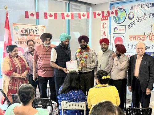 Kavi Darbar organized by Ontario Friends Club and Jagat Punjabi Sabha